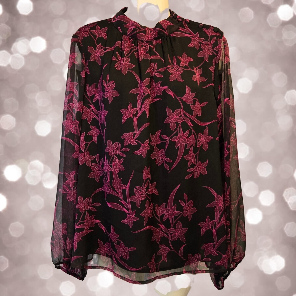 NWT Vince Camuto Blouse - Size Large‎